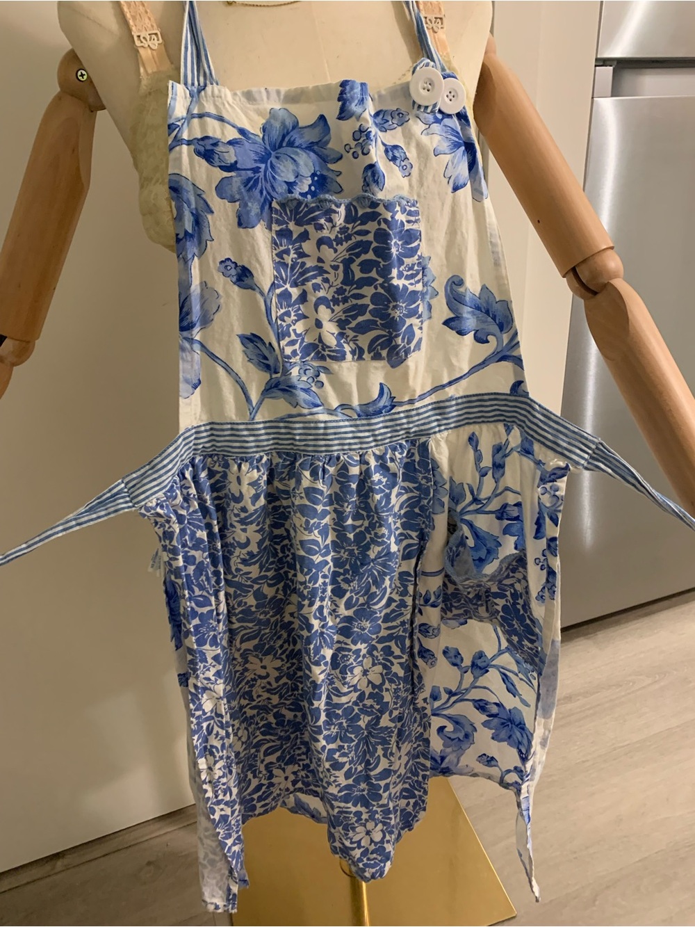 April Cornell Apron